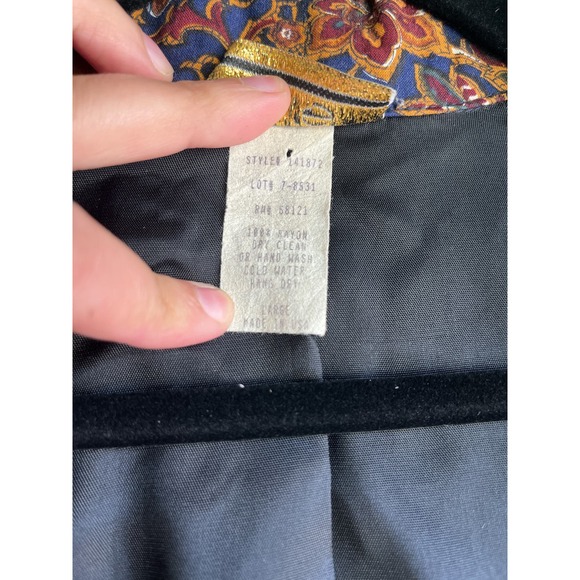 Vintage 1980s Paisley Retro Boho Gothic Blazer with Padded Shoulders size Large - Picture 3 of 6